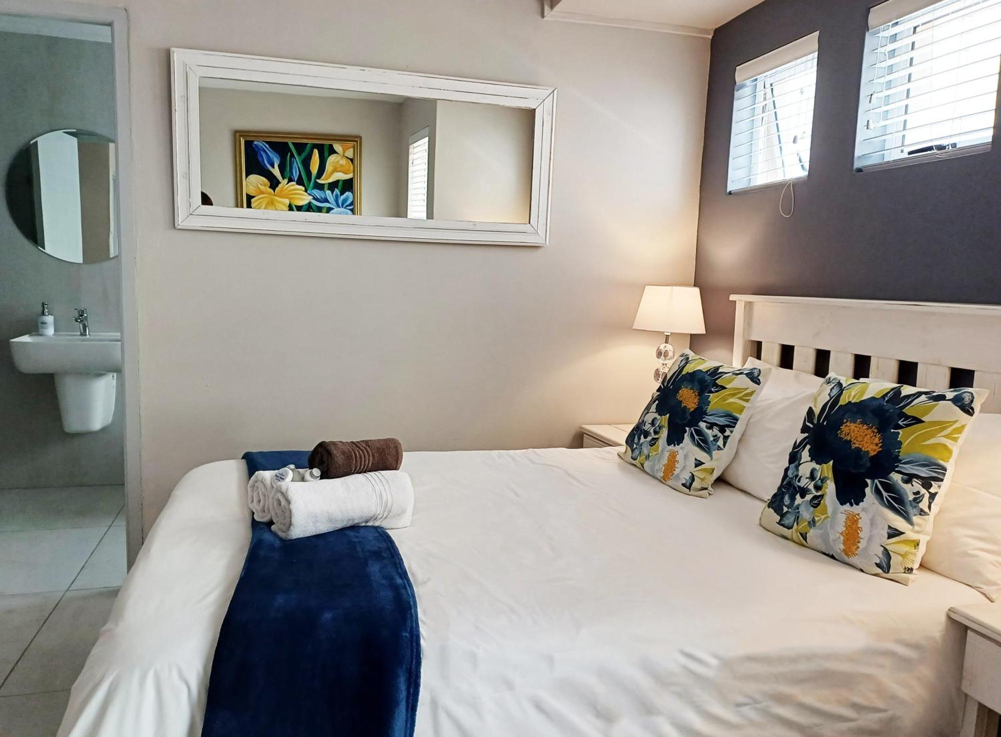 Langebaan Beach Towers Bagian luar foto