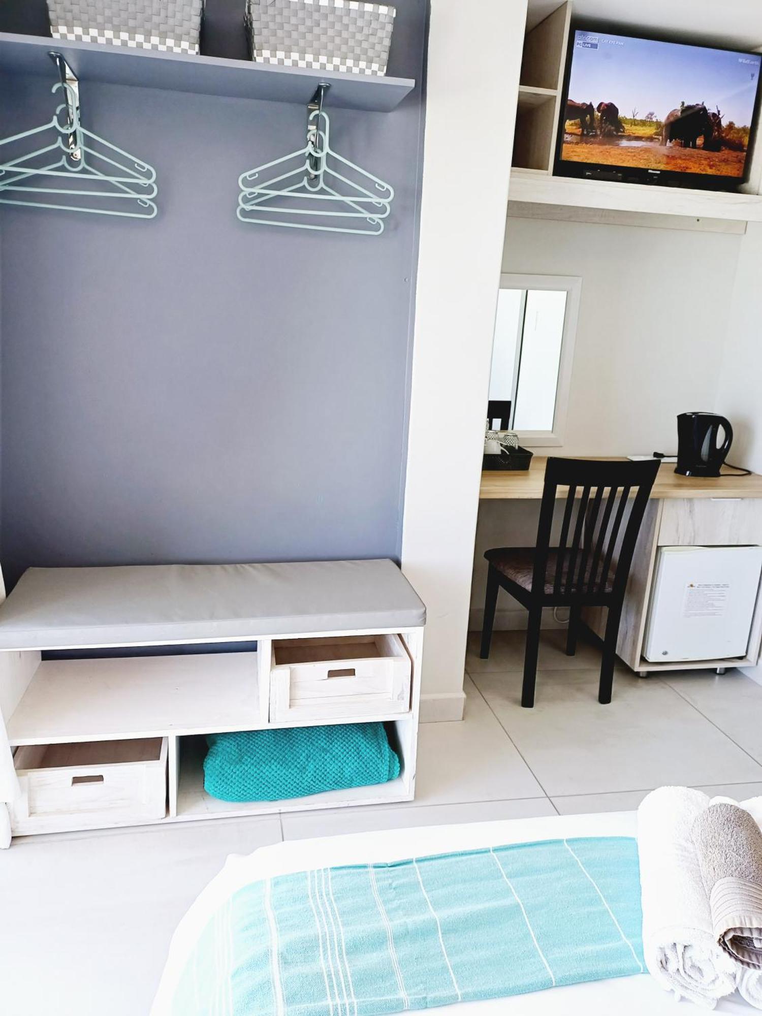 Langebaan Beach Towers Bagian luar foto