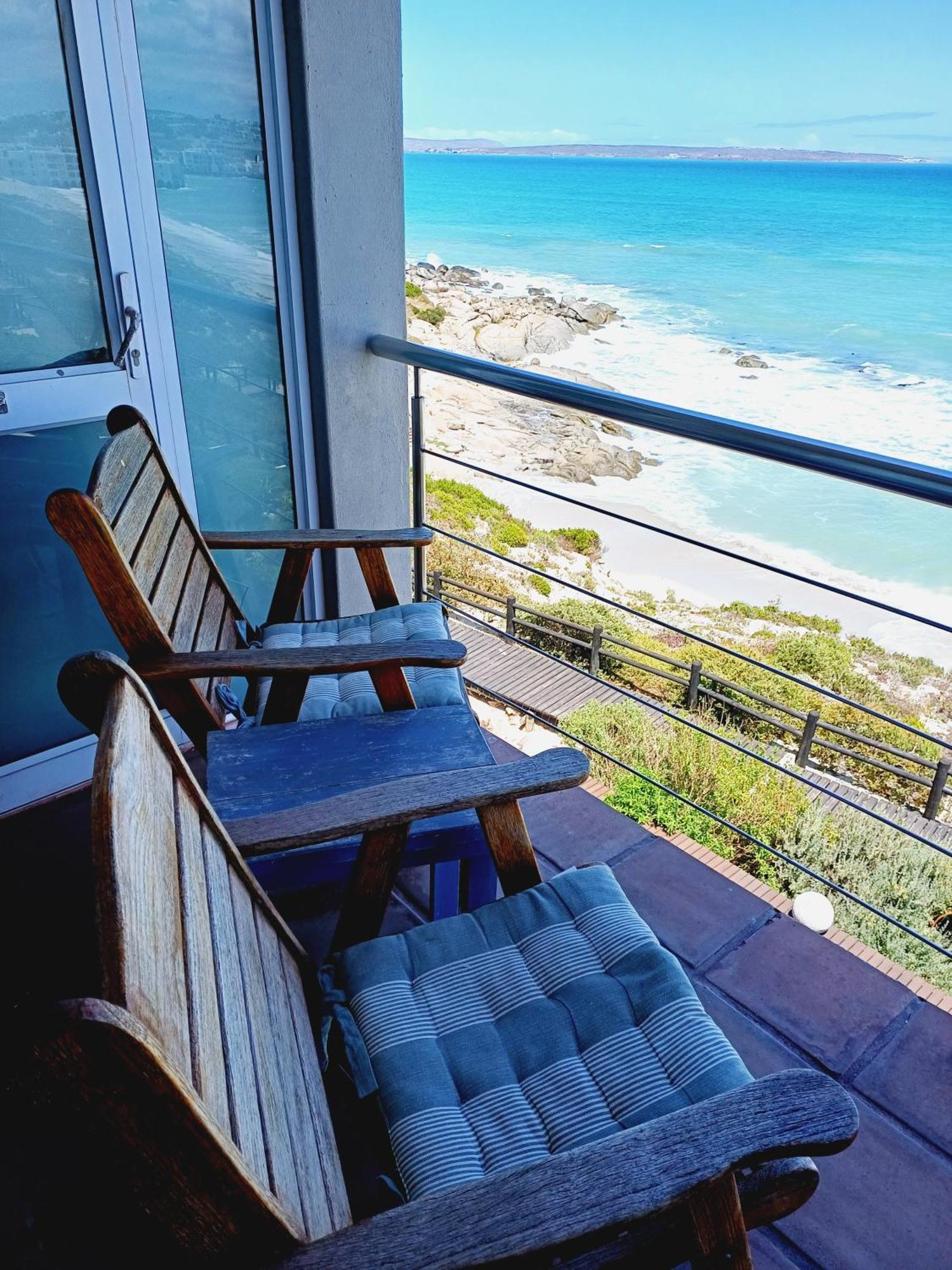 Langebaan Beach Towers Bagian luar foto