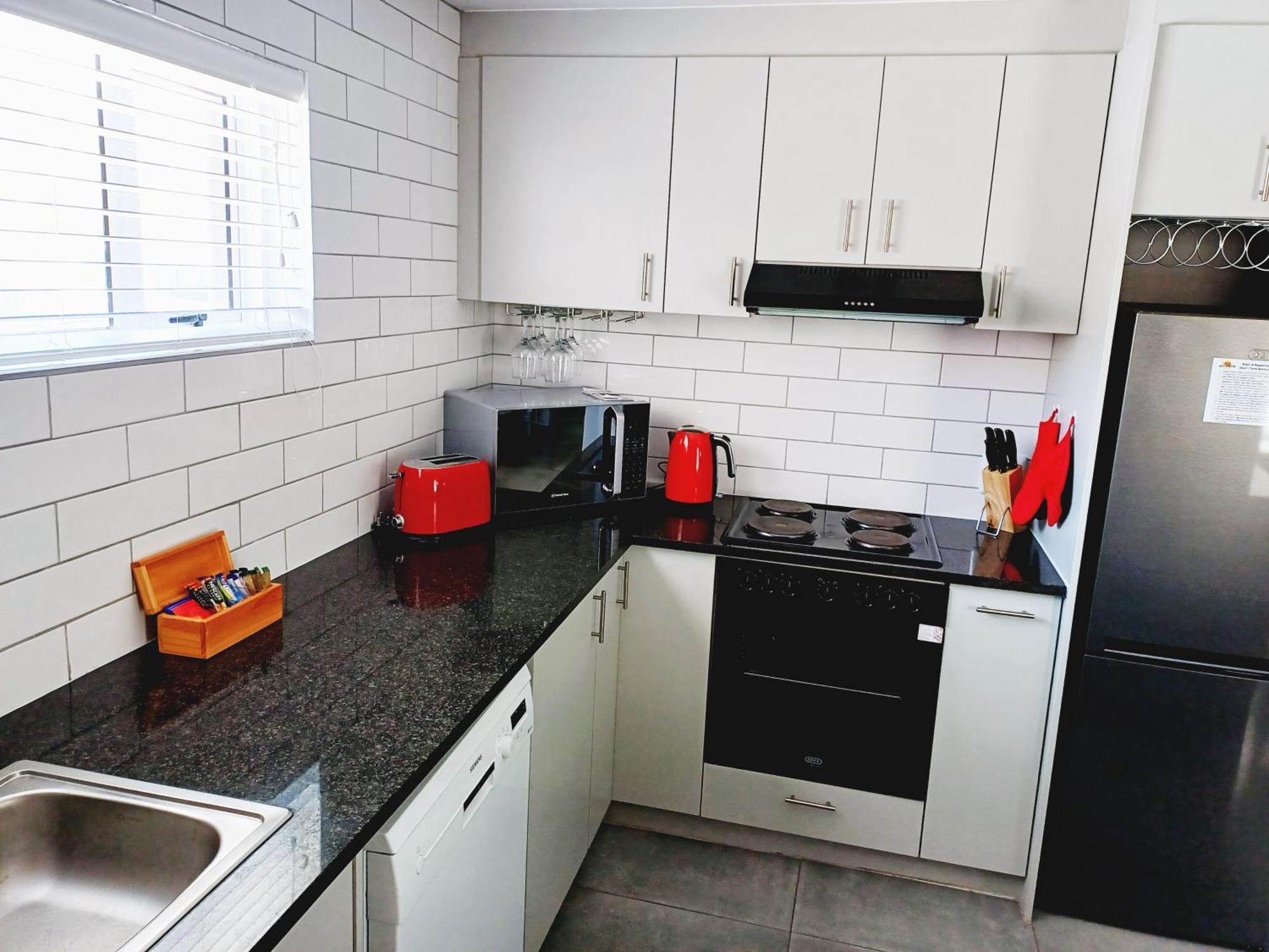 Langebaan Beach Towers Bagian luar foto
